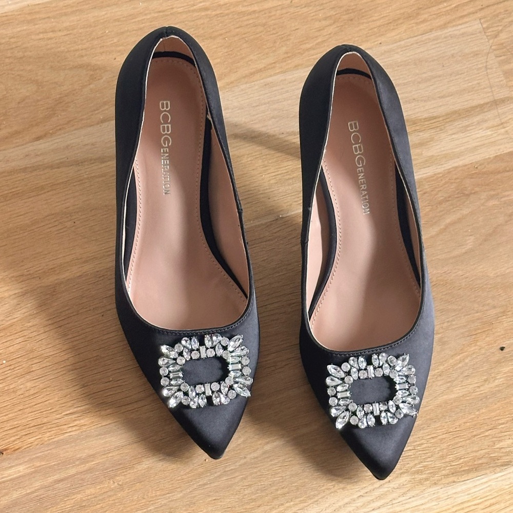 BCBG generation NWT high heels ATELIA